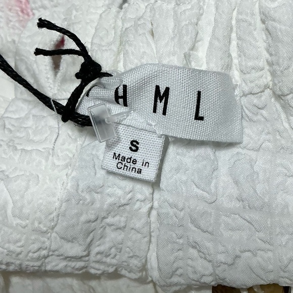 NWT THML Floral Embroidered White Button Down Boho Peasant Crinkle Shirt Small - Picture 11 of 13